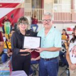 Celebra SEBIEN a niñas y niños con música, juegos y donación de libros