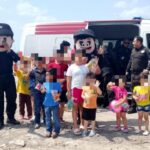 Entrega Guardia Estatal de Género juguetes a niños y niñas de la frontera