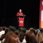 FORTALECE GOBIERNO MUNICIPAL BIENESTAR DE FAMILIAS CON ENTREGA DE CONSTANCIAS A 448 GRADUADOS DE TALLERES DE OFICIO