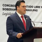 Congreso reformaría ley para frenar fuga de servidores públicos corruptos