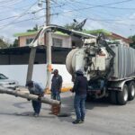 Realiza Secretaría de Recursos Hidráulicos labores de mantenimiento a la red hidrosanitaria en Xicoténcatl y Abasolo