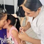 Exhorta salud a la población a vacunarse contra la tos ferina