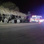 Guardia Estatal atiende accidente con volcadura en la Rumbo Nuevo