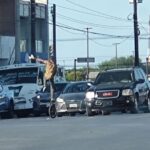 Malabares entre los automóviles