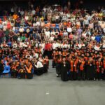 El rector Dámaso Anaya y la Lic. Isolda Rendón presiden graduación de CENDIS de la UAT
