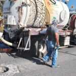 Sondeó COMAPA drenaje sanitario en el fraccionamiento Lomas del Real de Jarachina Sur