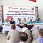 Reciben PPLs 160 pares de lentes en CEDES Matamoros