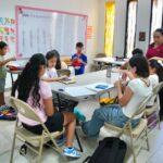 NIÑAS Y NIÑOS DISFRUTAN CURSO DE VERANO CON ENFOQUE EDUCATIVO Y EMOCIONAL