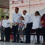 Llama Carlos Peña Ortiz a que niños y jóvenes asistan a la escuela