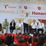 Inaugura Américo Villarreal gimnasio en Escuela Normal de Educadoras, legado de su padre