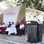 Da inicio secretario de Obras Públicas al ciclo escolar 2025-2026 en Jaumave