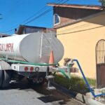 Reparten Gobierno Municipal y COMAPA pipas de agua en diferentes sectores de la ciudad