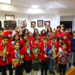 Reconocen nadadores apoyo del Presidente Carlos Peña Ortiz en su preparación y competencias