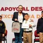 PADRES DE FAMILIA Y ESTUDIANTES RECONOCEN LABOR DE ALCALDESA CARMEN LILIA CANTUROSAS A FAVOR DE LA EDUCACIÓN