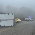 Tránsito Estatal atiende volcadura de tractocamión en la carretera Ocampo–Tula