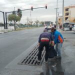 Realizaron cuadrillas municipales mantenimiento de pluviales en Reynosa