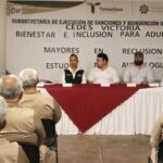 Adultos mayores del CEDES Victoria reciben atención audiológica por parte del DIF Tamaulipas