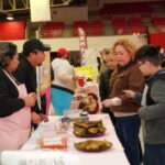 CIENTOS DE NEOLAREDENSES CELEBRAN LA TRADICIÓN EN EL TAMAL FEST