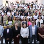 Recibe Congreso agenda juvenil de estudiantes de secundaria