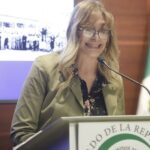 TIENE MAKI ORTIZ DESTACADA PARTICIPACION EN CONVERSATORIO DE SALUD
