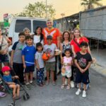 Celebra Juan Carlos Zertuche el diputado naranja a niñas y niños de Reynosa en Tianguis de Puerta del Sol
