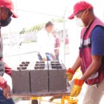 BLOQUERA COMUNITARIA DEL GOBIERNO MUNICIPAL IMPULSA EL SUEÑO DE MÁS FAMILIAS DE TENER UNA VIVIENDA DIGNA