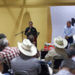 GOBIERNO MUNICIPAL FORTALECE AL SECTOR GANADERO CON EL PROGRAMA “MINERALIZA TU GANADO”