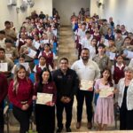 Logran estudiantes de la zona ribereña certificación internacional de inglés