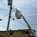 Refuerza Gobierno de Carlos Peña Ortiz alumbrado público en Jarachina Norte