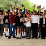 Continúa entrega de libros a jóvenes por parte del ITCA en diversos municipios