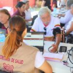 Brinda SEBIEN y Salud atención en Comedores de Bienestar