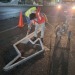Rehabilitó Servicios Públicos de Reynosa señalización horizontal en lateral del canal Anzaldúas