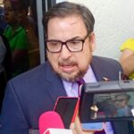 Respaldan madres y padres de familia la regulación de celulares en escuelas