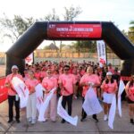 Realizan SEDENER y Woodside Energy carrera atlética por la sensibilización sobre el cáncer de mama