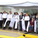 Fortalece SET escuelas públicas con mobiliario y equipos